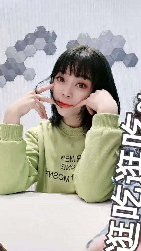 天河天河小可爱妹子